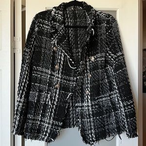 Black and white tweed blazer with gold buttons! Size XL - never worn!